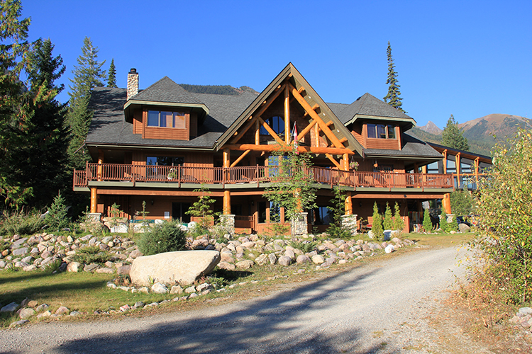 Vagabond Lodge - Rockies Tourism