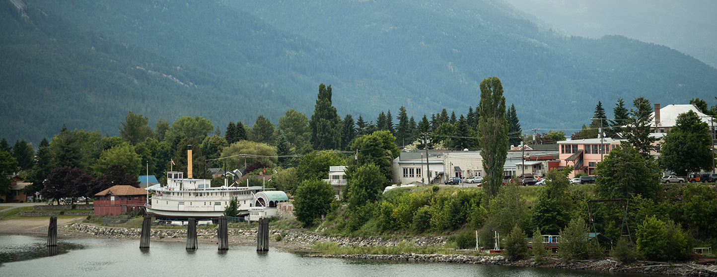 Purcell View Kaslo Holiday Home Kootenay Rockies