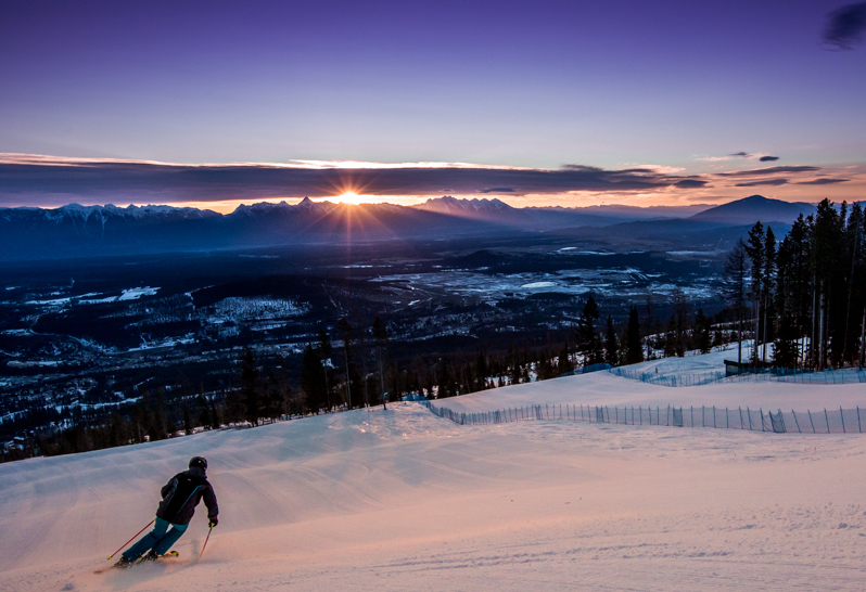 Cloud 9' hits the slopes in the world of competitive snowboarding